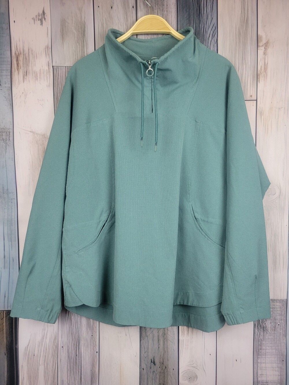 Lululemon Ventilight High Neck Pullover Tidewater Teal Size 12